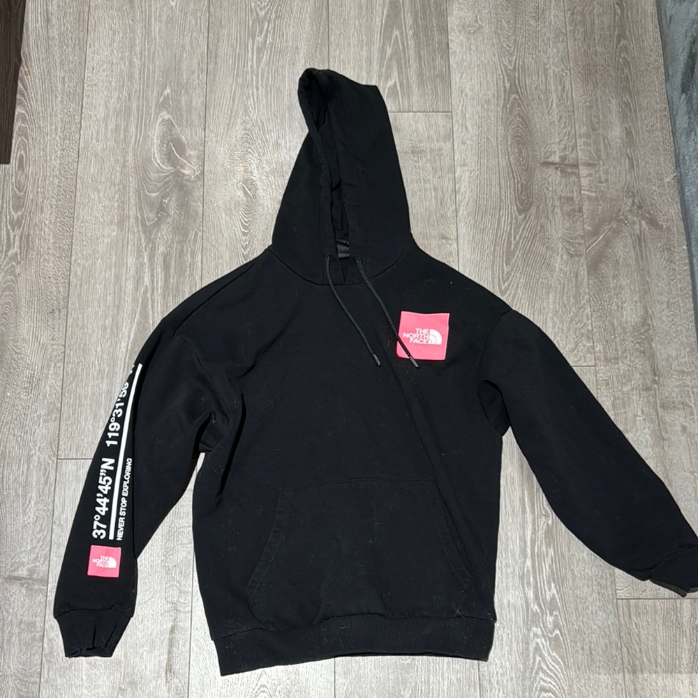 New Northface sweatshirt